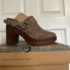 Born Women's Tan Suede Mules